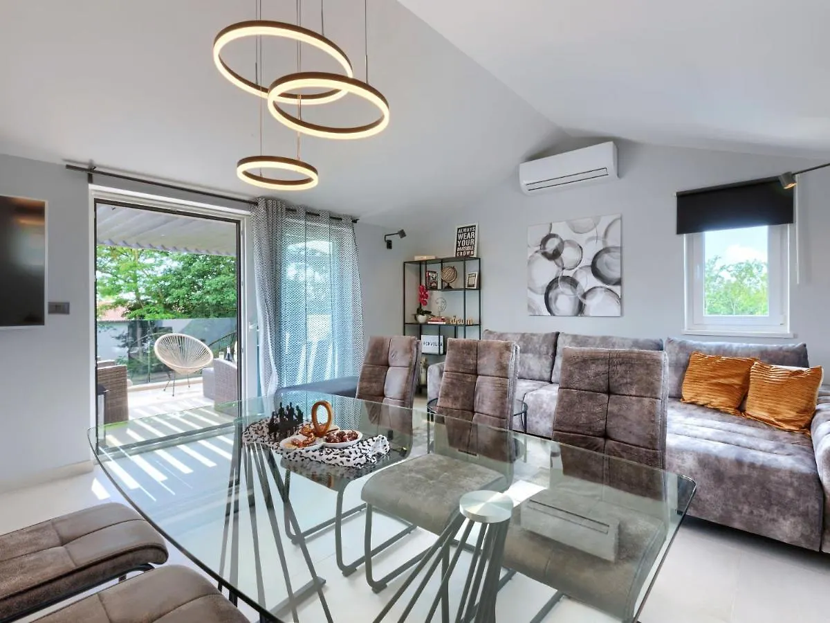 Holiday Home Rokvilla By Interhome Motovun